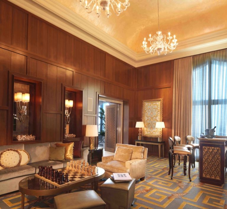 atlantis-the-palm-royal-bridge-suite-study-room-1488466003