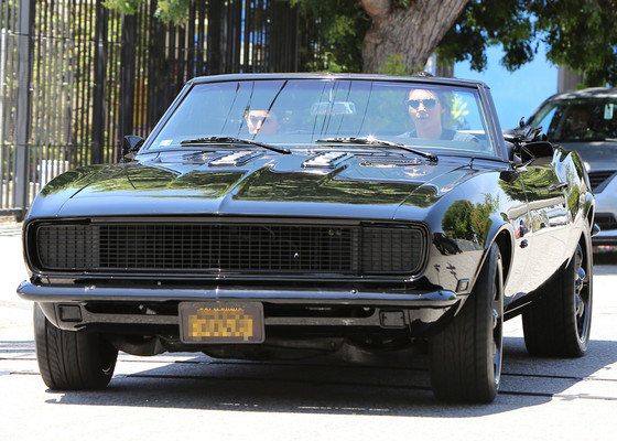 Kendall Jenner picks up a gal pal in her sweet new Camaro GTO