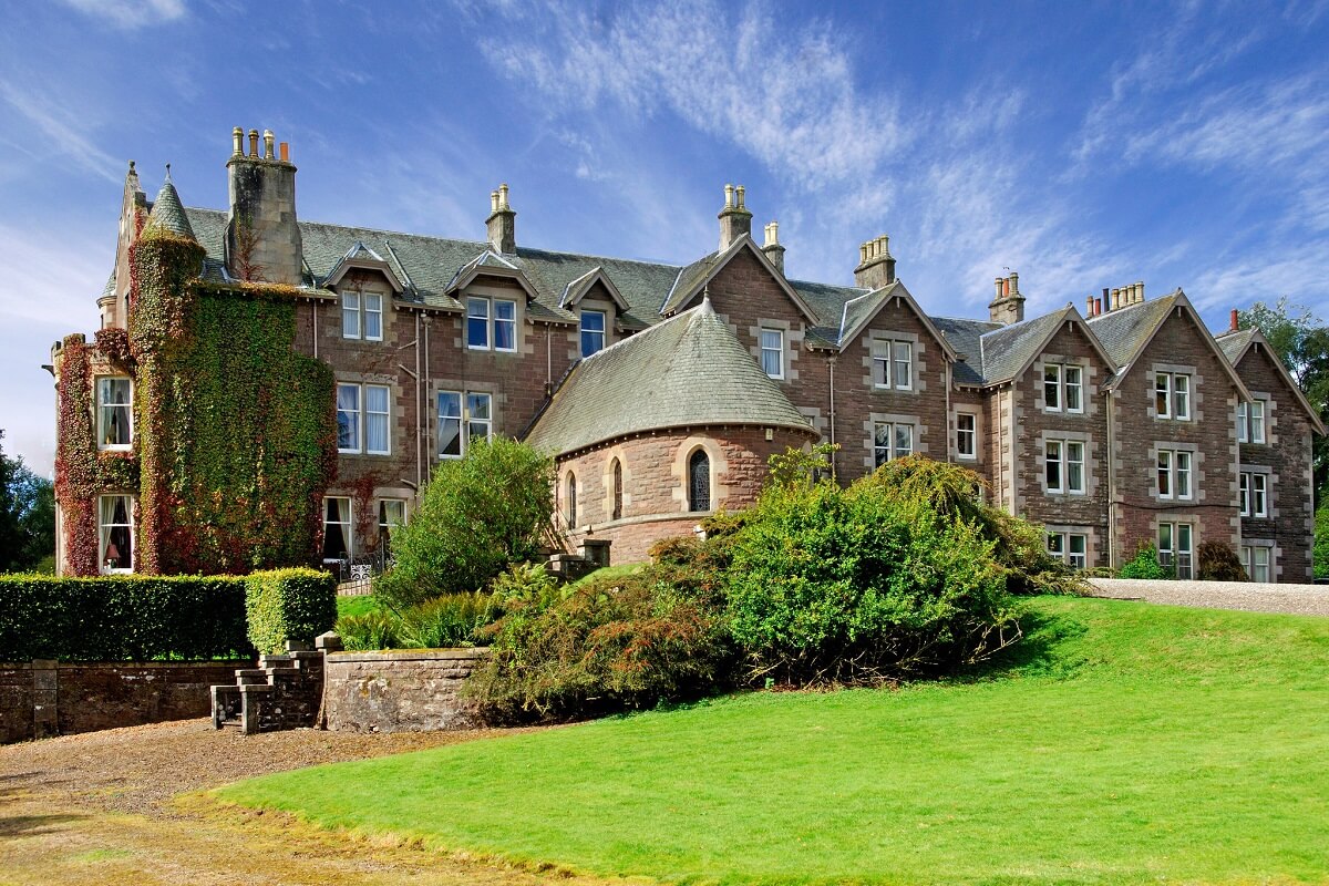 cromlix_exterior