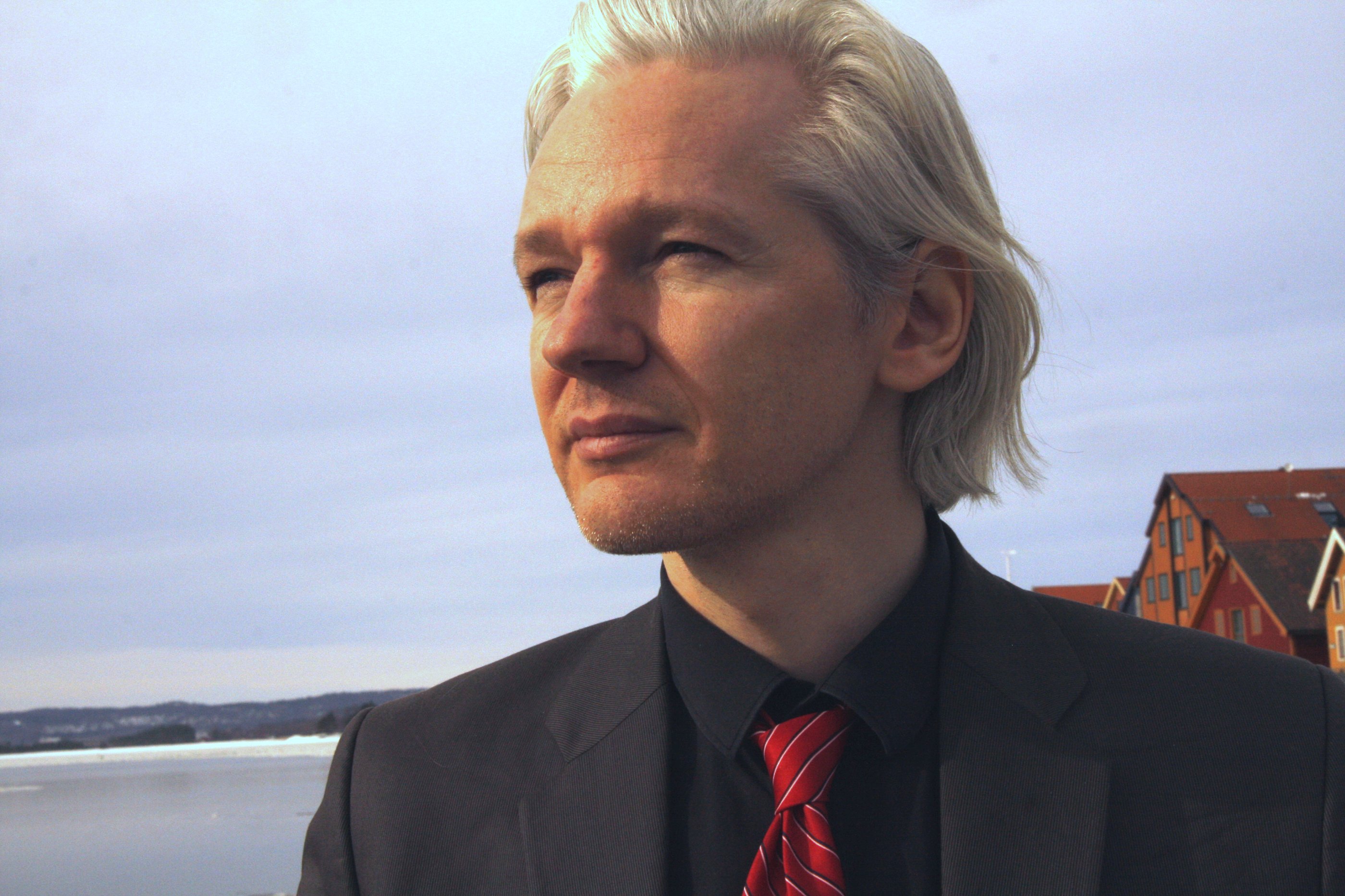 Julian Assange 2